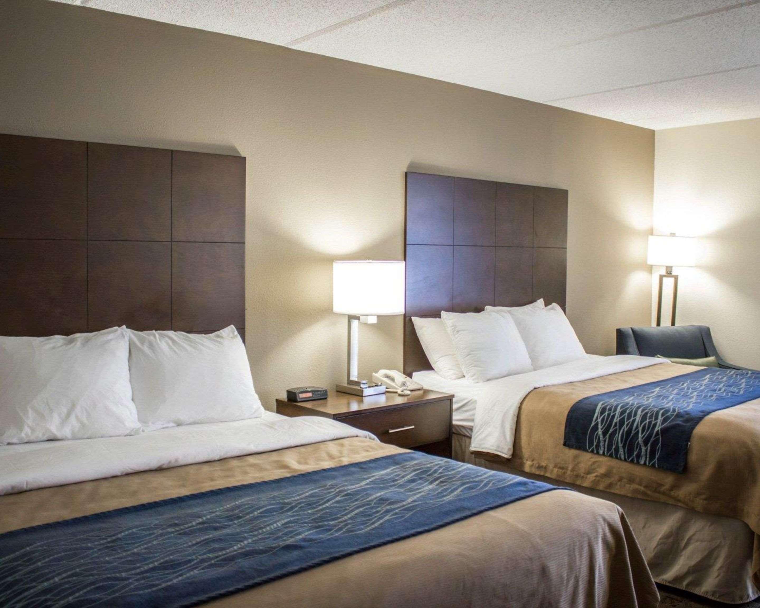 Comfort Inn & Suites Fuquay Varina Extérieur photo