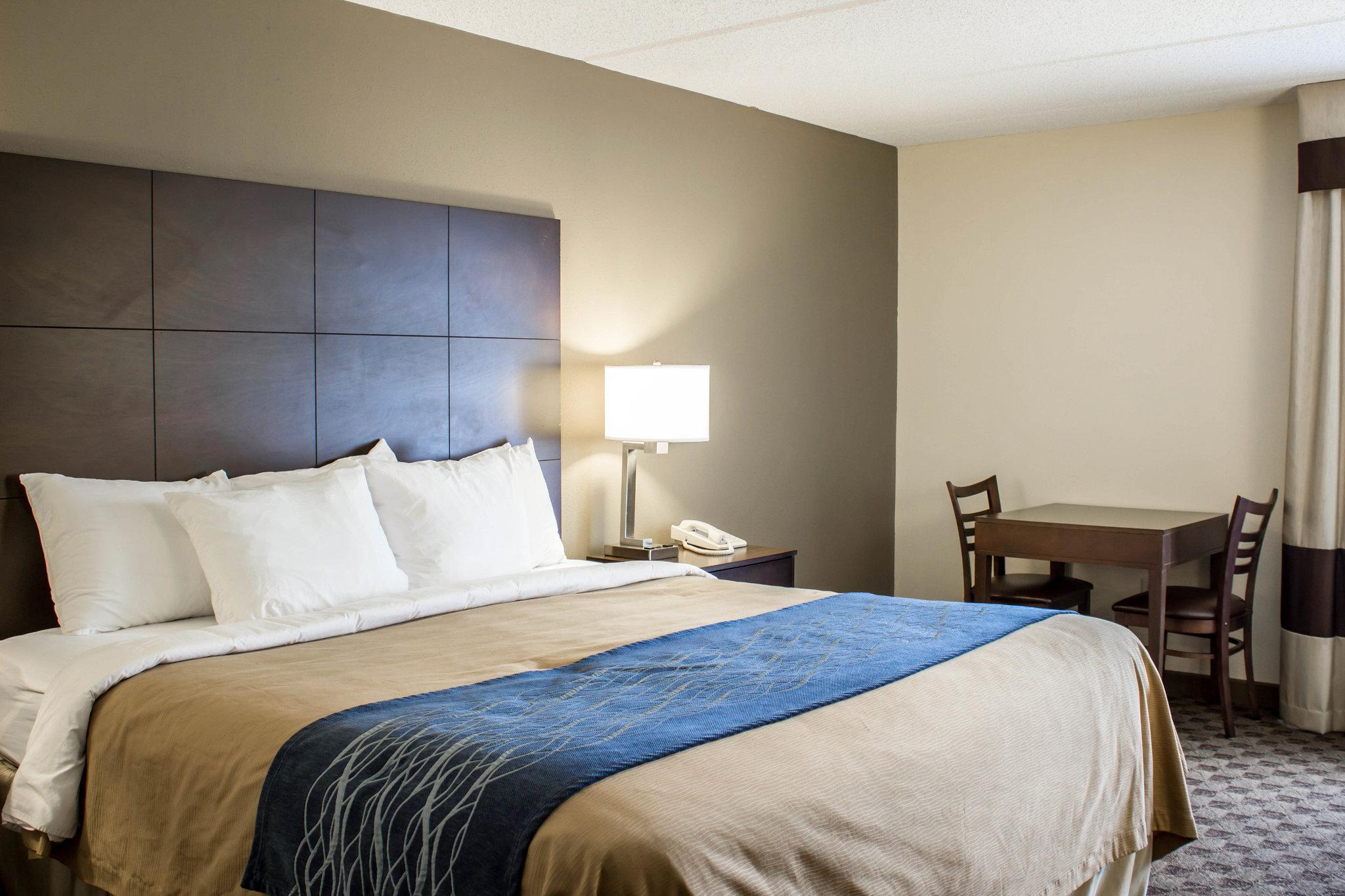 Comfort Inn & Suites Fuquay Varina Extérieur photo
