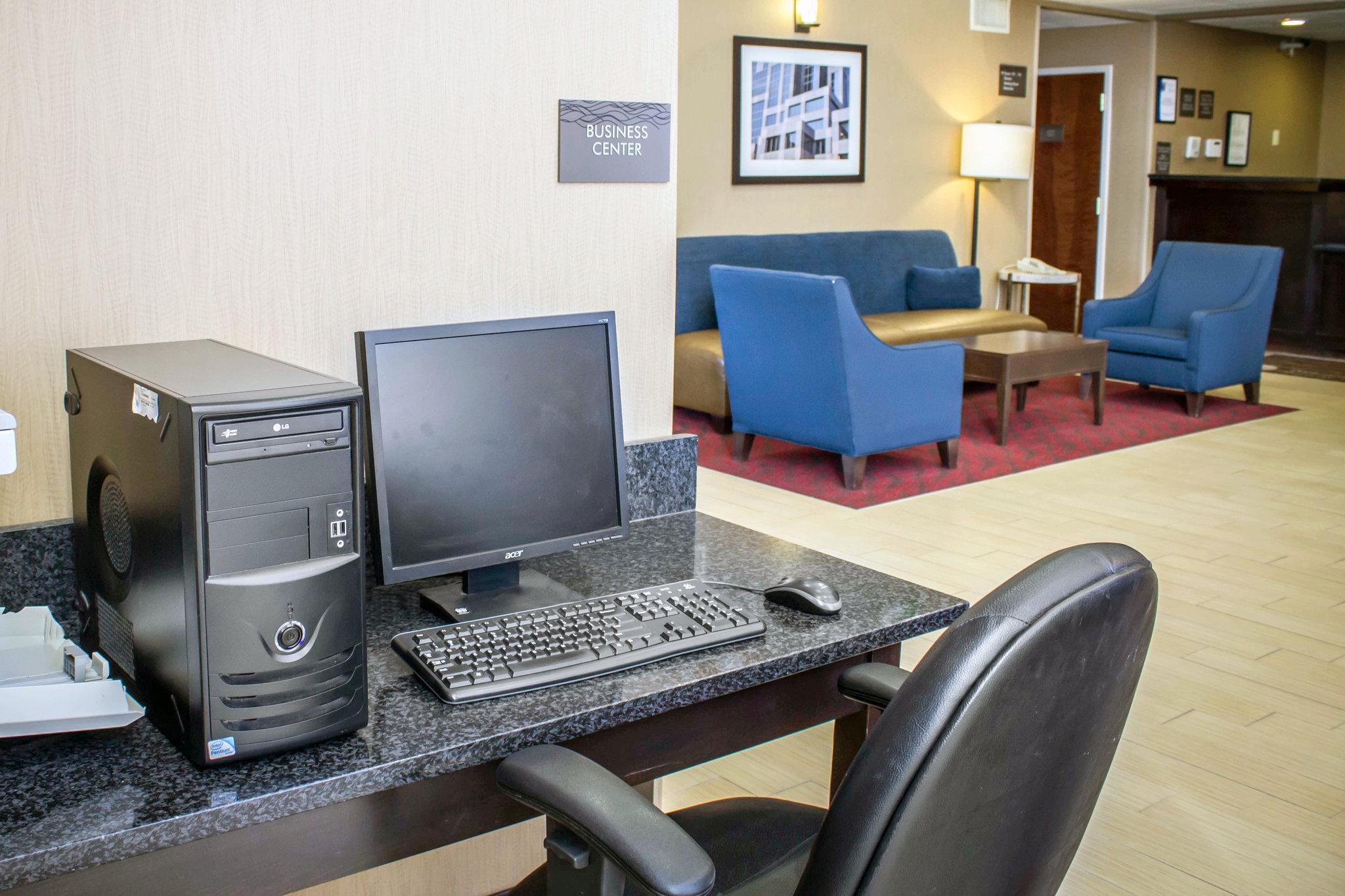 Comfort Inn & Suites Fuquay Varina Extérieur photo