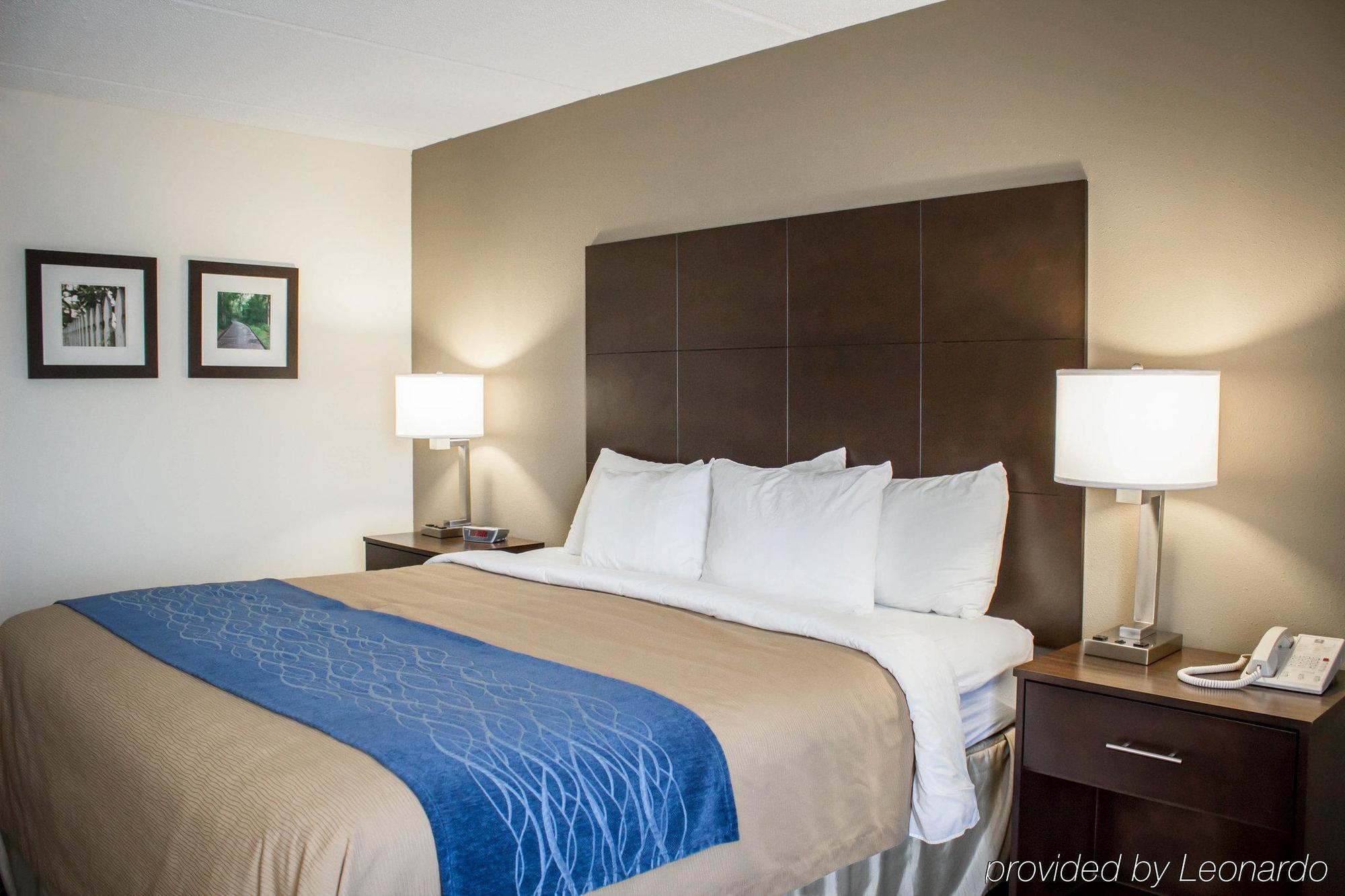 Comfort Inn & Suites Fuquay Varina Extérieur photo