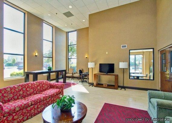 Comfort Inn & Suites Fuquay Varina Extérieur photo