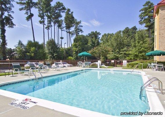 Comfort Inn & Suites Fuquay Varina Extérieur photo